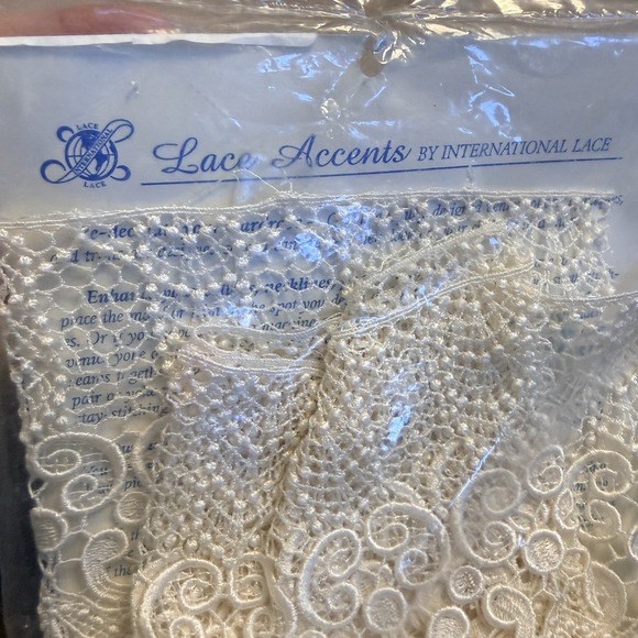 Vintage Lace Trim 1 Yard New In Package International Lace - Picture 4 of 4